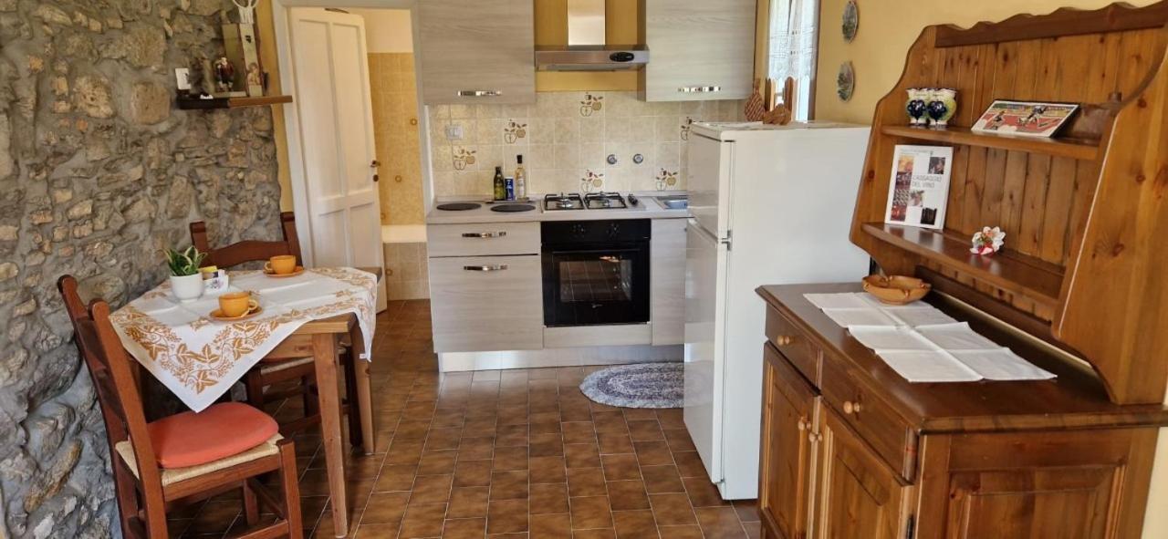 Cascina Del Galin Apartment Lanzo dʼIntelvi Екстериор снимка